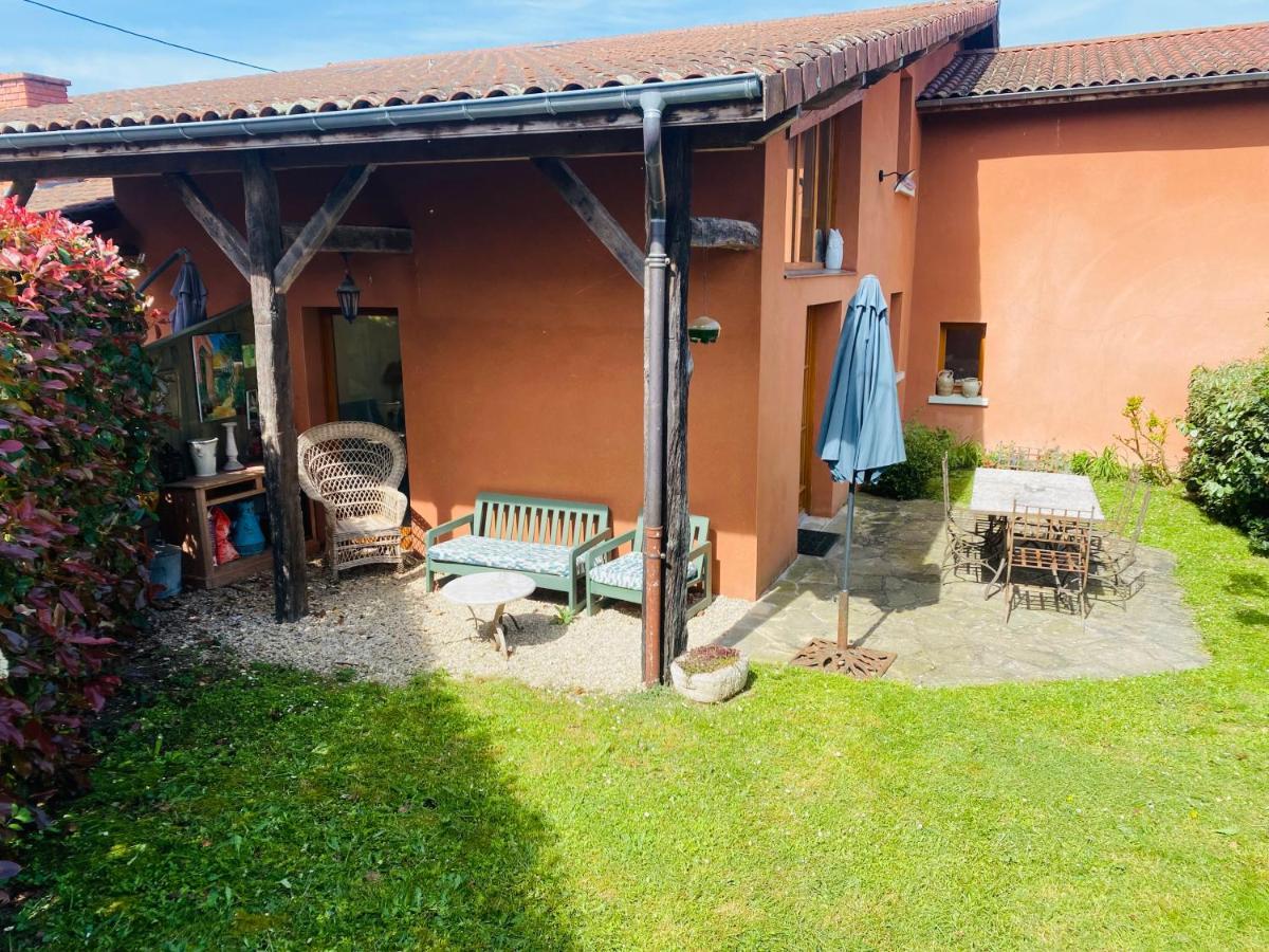 Gite Elevage De La Terrasserie Escoutoux Exterior photo